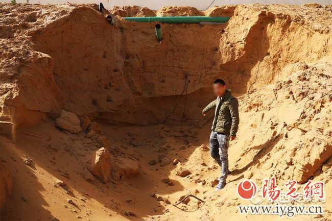 死者家屬指示小政被埋地方