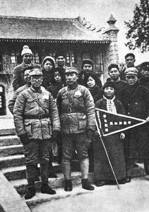 西安學生慰問河防將士.jpg