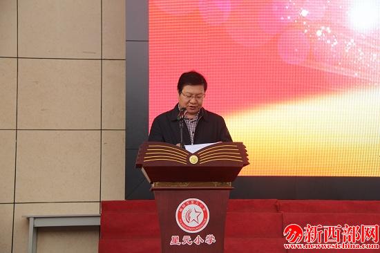 市委宣傳部常務(wù)副部長(zhǎng)沈效功主持本次活??JPG