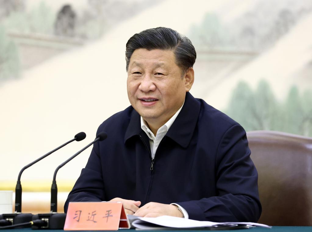2020年11月14日,習(xí)近平在江蘇省南京市主持召開全面推動長江經(jīng)濟(jì)帶發(fā)展座談會并發(fā)表重要講話。新華社記者 鞠鵬 攝 2020年11月14日,習(xí)近平在江蘇省南京市主持召開全面推動長江經(jīng)濟(jì)帶發(fā)展座談會并發(fā)表重要講話。新華社記者 鞠鵬 攝