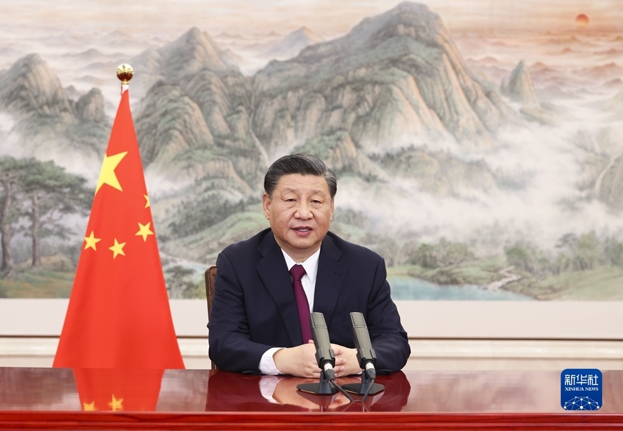 4月21日上午,博鰲亞洲論壇2022年年會(huì)開幕式在海南博鰲舉行,國(guó)家主席習(xí)近平以視頻方式發(fā)表題為《攜手迎接挑戰(zhàn),合作開創(chuàng)未來》的主旨演講。 新華社記者 黃敬文 攝 4月21日上午,博鰲亞洲論壇2022年年會(huì)開幕式在海南博鰲舉行,國(guó)家主席習(xí)近平以視頻方式發(fā)表題為《攜手迎接挑戰(zhàn),合作開創(chuàng)未來》的主旨演講。 新華社記者 黃敬文 攝