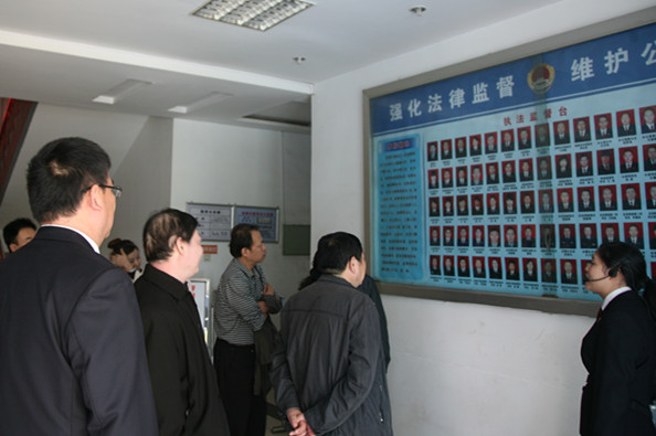????8日網(wǎng)稿)渭濱????院開展開放日????政協(xié)委員視察工作.jpg