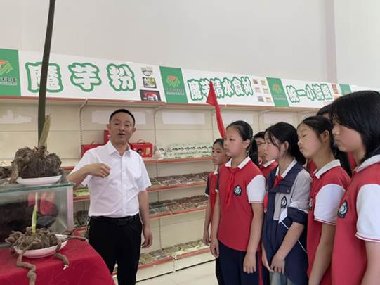 圖示, 示意圖

中度可信度描述已自動生成:ver1