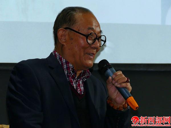 雷開元藝術(shù)人生分享會(huì)現(xiàn)場(chǎng)01_副本.jpg