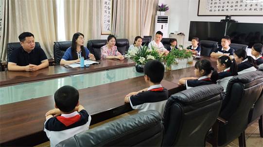 圖示, 示意圖

中度可信度描述已自動生成:ver1